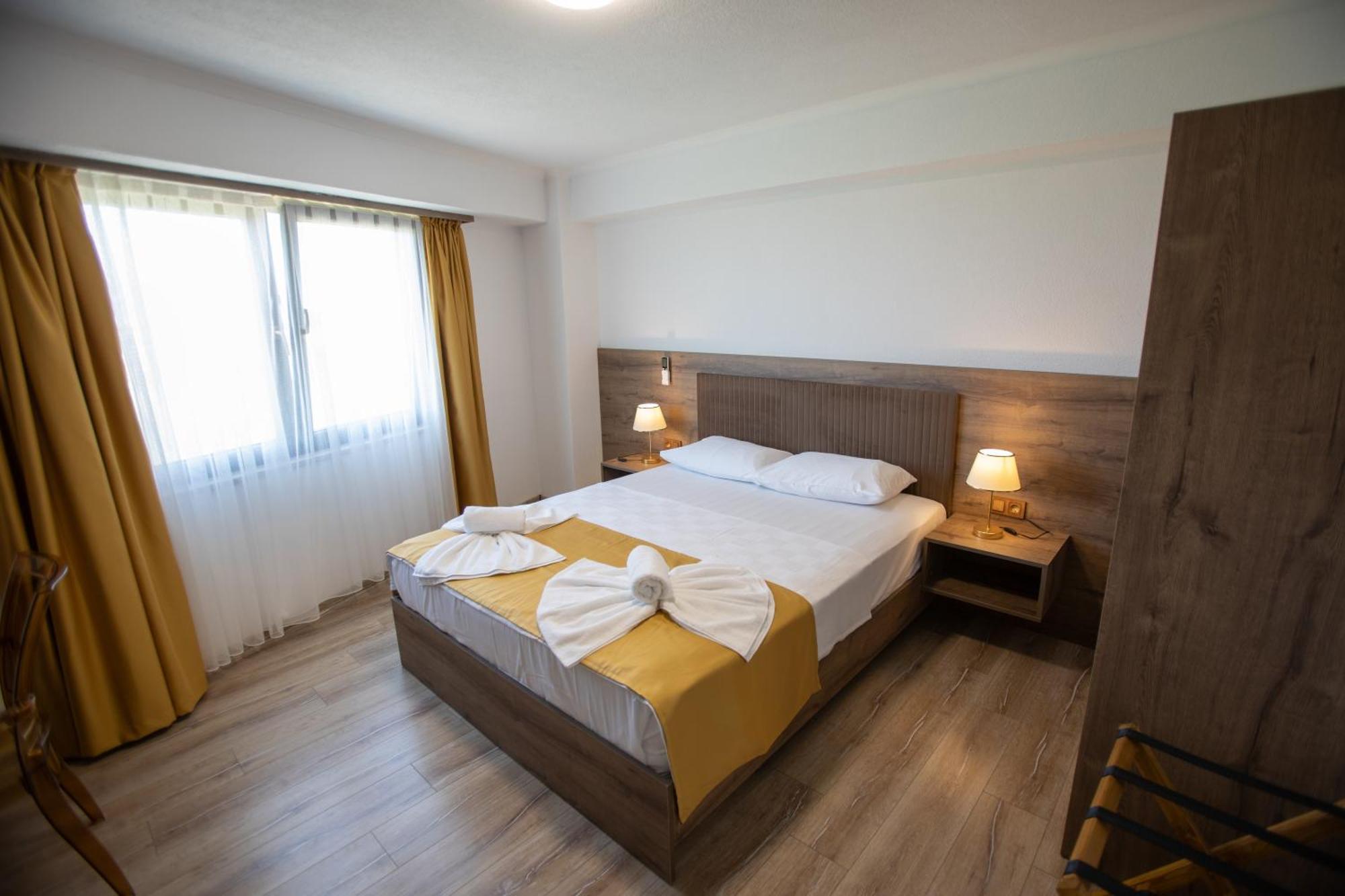 E87 Highway Otel Ören Exterior foto
