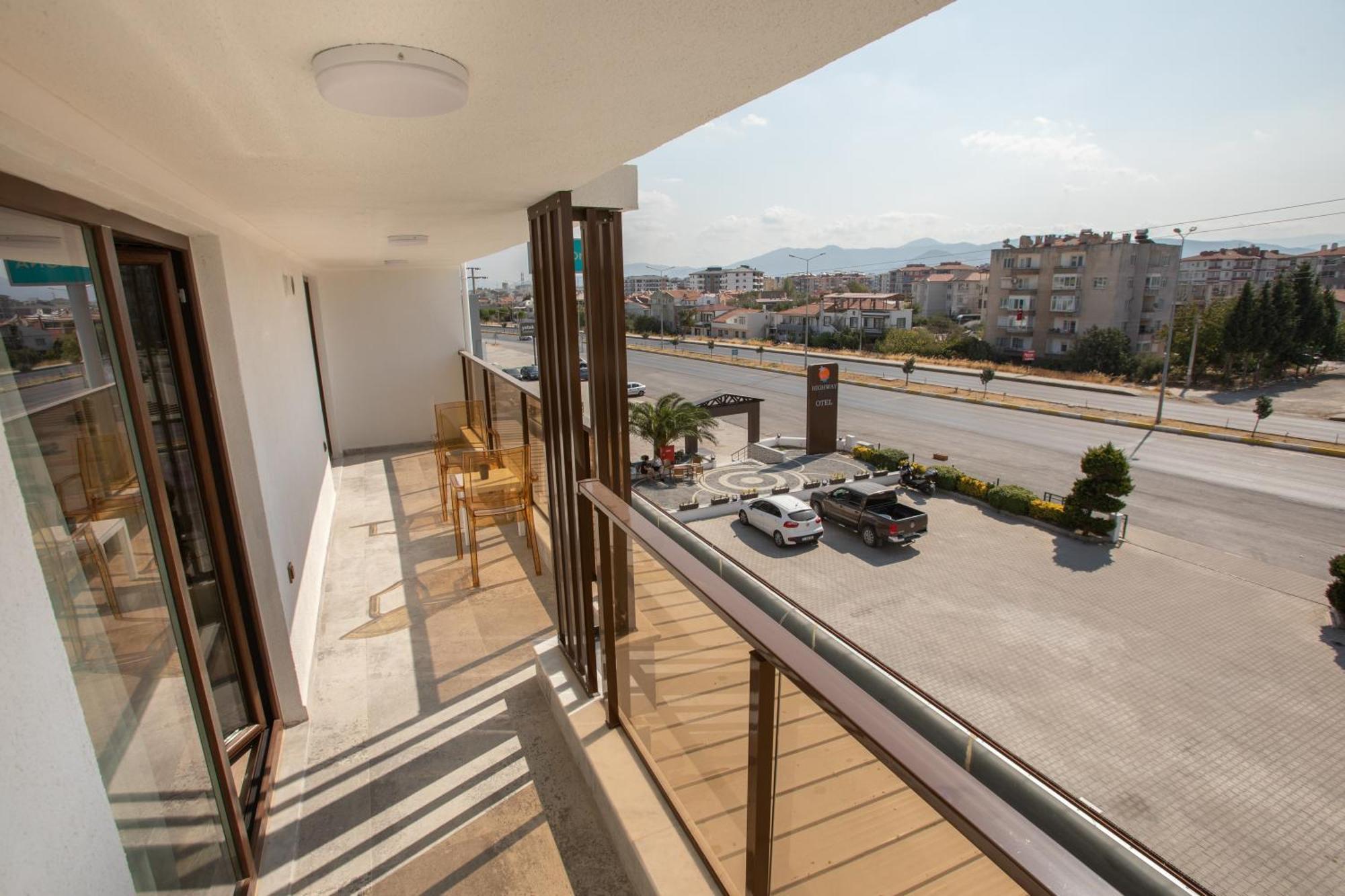 E87 Highway Otel Ören Exterior foto